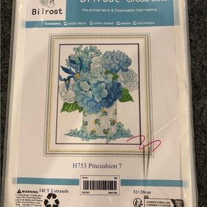Bilrost #H753 Floral Cross Stitch Kit Pincushion 7 New